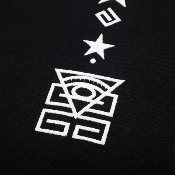 【2026】【GIVENCHY  公式旗艦店】ジバンシー   Tシャツご好評に付き再入荷！
