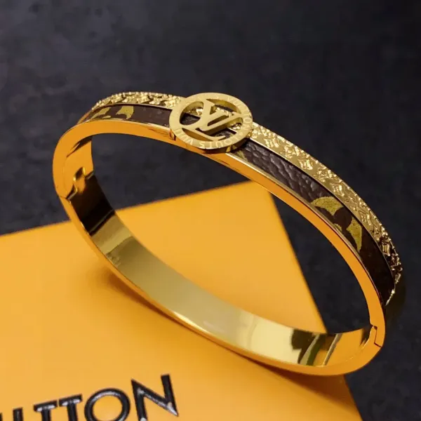 【2026】LV【LOUIS VUITTON】ブレスレット、ファッションシンプルなスタイル 【2026】LV【LOUIS VUITTON】ブレスレット、ファッションシンプルなスタイル
