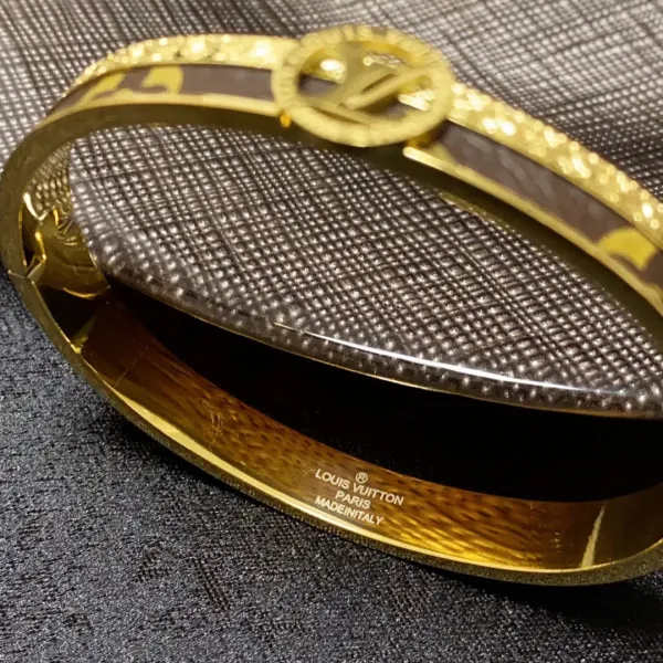 【2026】LV【LOUIS VUITTON】ブレスレット、ファッションシンプルなスタイル 【2026】LV【LOUIS VUITTON】ブレスレット、ファッションシンプルなスタイル