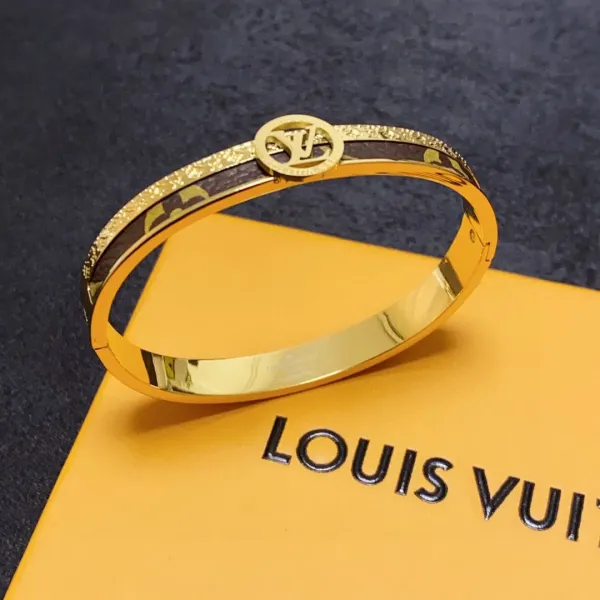 【2026】LV【LOUIS VUITTON】ブレスレット、ファッションシンプルなスタイル 【2026】LV【LOUIS VUITTON】ブレスレット、ファッションシンプルなスタイル