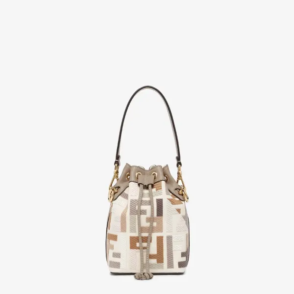 【2026】【FENDI 公式旗艦店】フェンディ ハンドバッグモン トレゾール 【2026】【FENDI 公式旗艦店】フェンディ ハンドバッグモン トレゾール