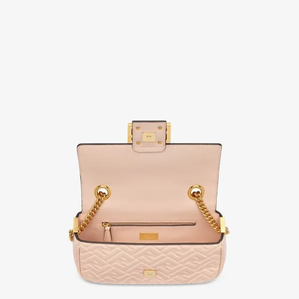 【2026】【FENDI  公式旗艦店】フェンディ 斜めがけバッグバゲット チェーン ミディ