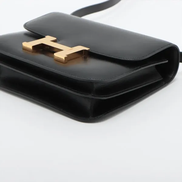 【2026】【HERMES 公式旗艦店】斜めがけバッグエルメス コンスタンス3 ミニ18 ボックスカーフ ブラック ゴールド金具 【2026】【HERMES 公式旗艦店】斜めがけバッグエルメス コンスタンス3 ミニ18 ボックスカーフ ブラック ゴールド金具
