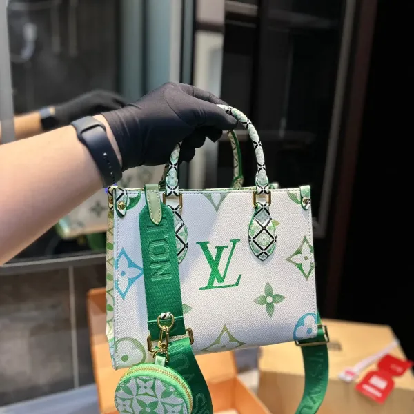 【2026】【LOUIS VUITTON 公式旗艦店】ルイヴィトン 斜めがけバッグ   Fashion bag Lv998