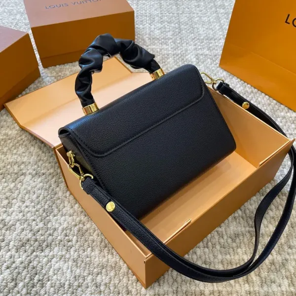 【2026】【LOUIS VUITTON 公式旗艦店】ルイヴィトン 斜めがけバッグ   Fashion bag Lv999