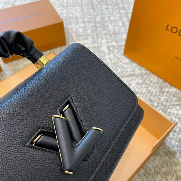 【2026】【LOUIS VUITTON 公式旗艦店】ルイヴィトン 斜めがけバッグ   Fashion bag Lv999