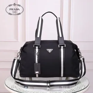 【2026】【PRADA 公式旗艦店】プラダ  ブリーフケース  当日出荷 好評に付き再入荷！44*25*14CM