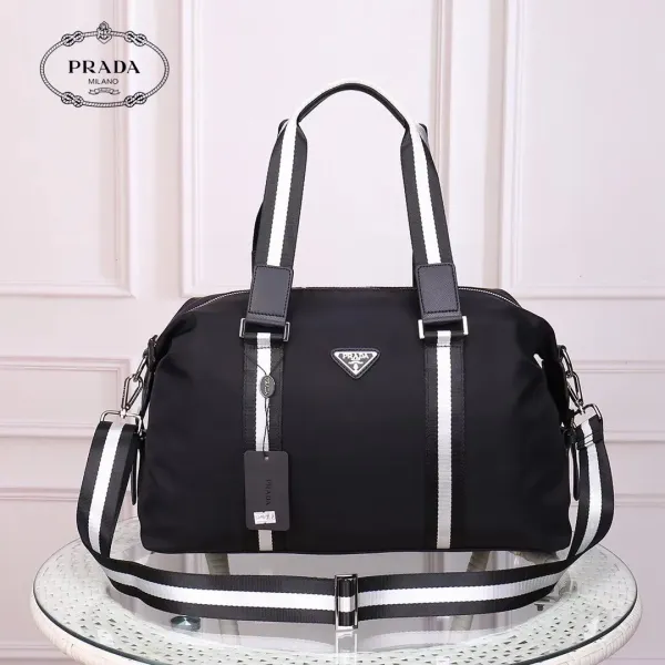 【2026】【PRADA 公式旗艦店】プラダ ブリーフケース 当日出荷 好評に付き再入荷!44*25*14CM 【2026】【PRADA 公式旗艦店】プラダ ブリーフケース 当日出荷 好評に付き再入荷!44*25*14CM