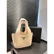 【2026】【PRADA 公式旗艦店】プラダ ハンドバッグ 当日出荷 好評に付き再入荷!17*15CM 【2026】【PRADA 公式旗艦店】プラダ ハンドバッグ 当日出荷 好評に付き再入荷!17*15CM