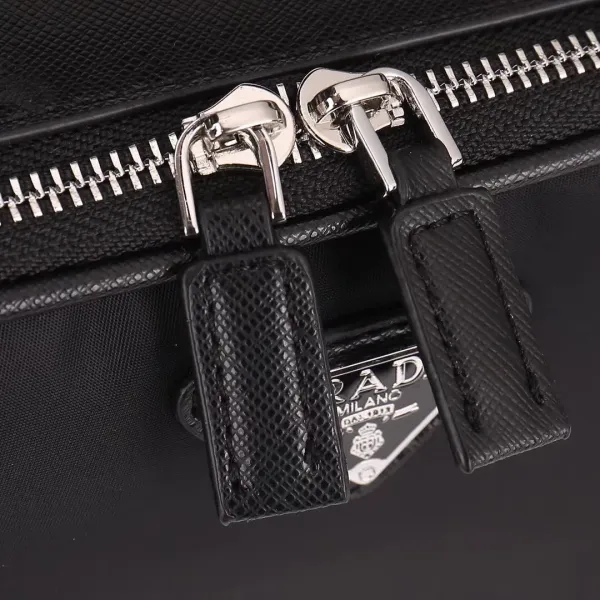 【2026】【PRADA 公式旗艦店】プラダ 斜めがけバッグ 当日出荷 好評に付き再入荷!22*16*8CM 【2026】【PRADA 公式旗艦店】プラダ 斜めがけバッグ 当日出荷 好評に付き再入荷!22*16*8CM