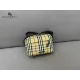 【2026】【BURBERRY 公式旗艦店】バーバリー 斜めがけバッグ 当日出荷 好評に付き再入荷!23*16CM 【2026】【BURBERRY 公式旗艦店】バーバリー 斜めがけバッグ 当日出荷 好評に付き再入荷!23*16CM