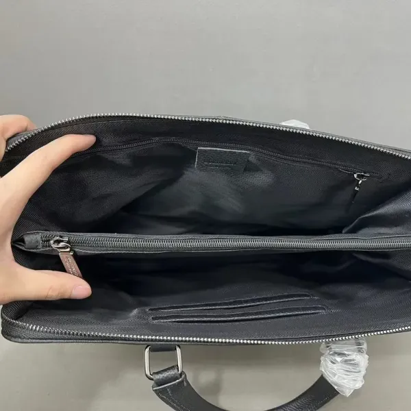【2026】【BURBERRY 公式旗艦店】バーバリー ハンドバッグ 当日出荷 好評に付き再入荷!38*27CM 【2026】【BURBERRY 公式旗艦店】バーバリー ハンドバッグ 当日出荷 好評に付き再入荷!38*27CM