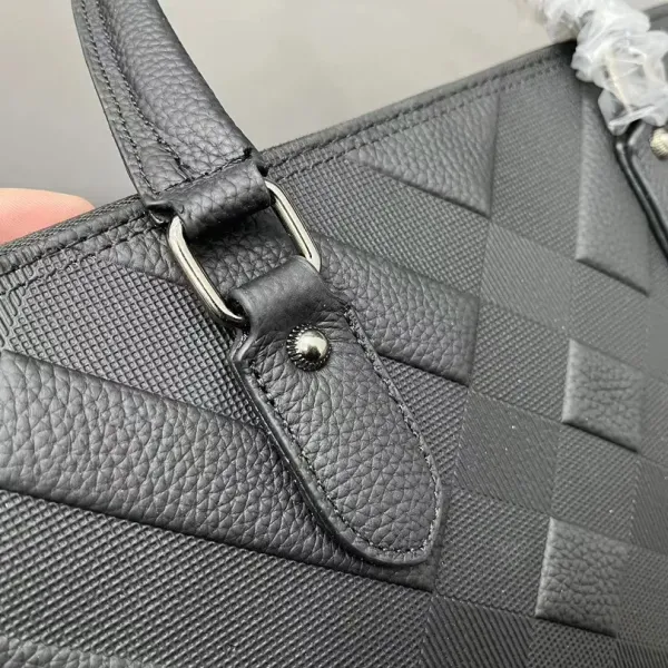 【2026】【BURBERRY 公式旗艦店】バーバリー ハンドバッグ 当日出荷 好評に付き再入荷!38*27CM 【2026】【BURBERRY 公式旗艦店】バーバリー ハンドバッグ 当日出荷 好評に付き再入荷!38*27CM