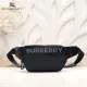【2026】【BURBERRY 公式旗艦店】バーバリー クラッチバッグ  当日出荷 好評に付き再入荷！30*18*16CM