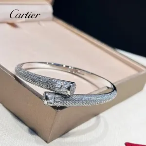 【2026】【CARTIER】ブレスレット ファッションオールマッチ 【2026】【CARTIER】ブレスレット ファッションオールマッチ