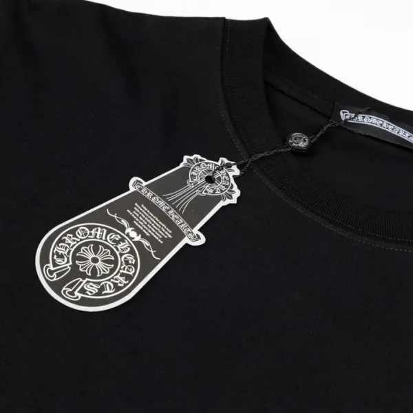 【2026】【CHROME HEARTS 公式旗艦店】クロムハーツ Tシャツ ご好評に付き再入荷! 【2026】【CHROME HEARTS 公式旗艦店】クロムハーツ Tシャツ ご好評に付き再入荷!