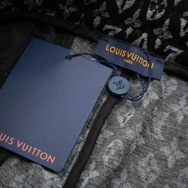 【2026】LV【LOUIS VUITTON 公式旗艦店】ルイヴィトン ショートパンツご好評に付き再入荷! 【2026】LV【LOUIS VUITTON 公式旗艦店】ルイヴィトン ショートパンツご好評に付き再入荷!