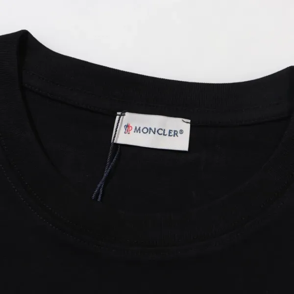 【2026】【MONCLER 公式旗艦店】モンクレール Tシャツご好評に付き再入荷! 【2026】【MONCLER 公式旗艦店】モンクレール Tシャツご好評に付き再入荷!