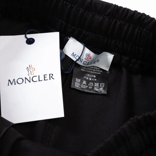 【2026】【MONCLER 公式旗艦店】モンクレール ショートパンツ ご好評に付き再入荷! 【2026】【MONCLER 公式旗艦店】モンクレール ショートパンツ ご好評に付き再入荷!