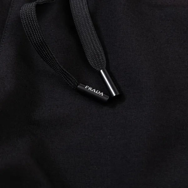 【2026】【PRADA 公式旗艦店】プラダ ショートパンツ ご好評に付き再入荷! 【2026】【PRADA 公式旗艦店】プラダ ショートパンツ ご好評に付き再入荷!