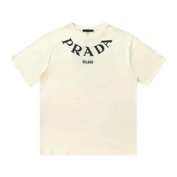 【2026】【PRADA 公式旗艦店】プラダ Tシャツご好評に付き再入荷! 【2026】【PRADA 公式旗艦店】プラダ Tシャツご好評に付き再入荷!