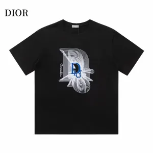 【2026】【DIOR  公式旗艦店】ディオール  Tシャツ ご好評に付き再入荷！