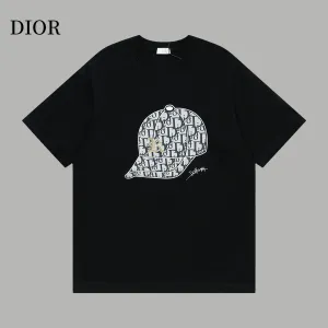 【2026】【DIOR  公式旗艦店】ディオール  Tシャツ ご好評に付き再入荷！