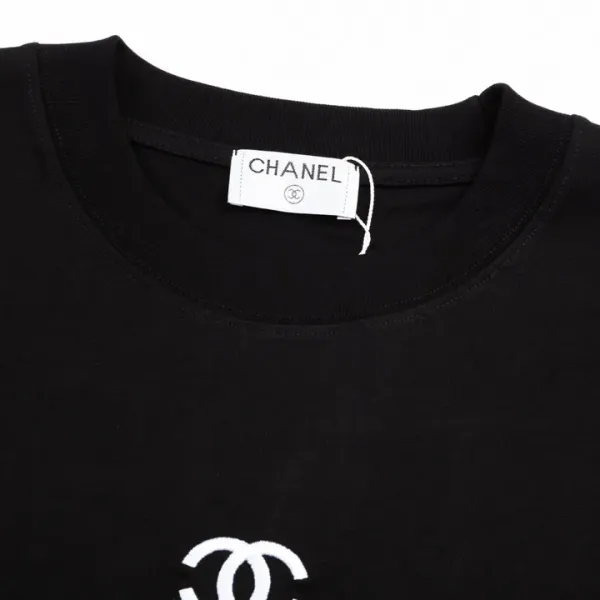 【2026】【CHANEL 公式旗艦店】シャネル Tシャツ ご好評に付き再入荷! 【2026】【CHANEL 公式旗艦店】シャネル Tシャツ ご好評に付き再入荷!