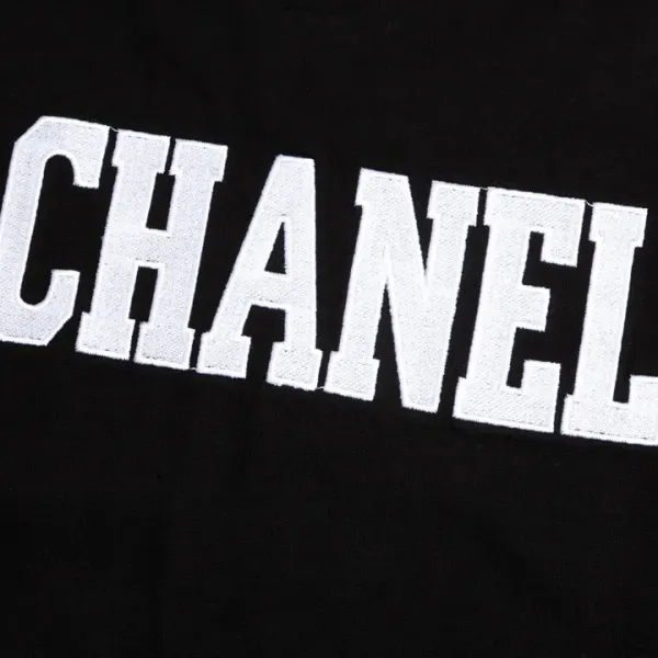 【2026】【CHANEL 公式旗艦店】シャネル Tシャツ ご好評に付き再入荷! 【2026】【CHANEL 公式旗艦店】シャネル Tシャツ ご好評に付き再入荷!