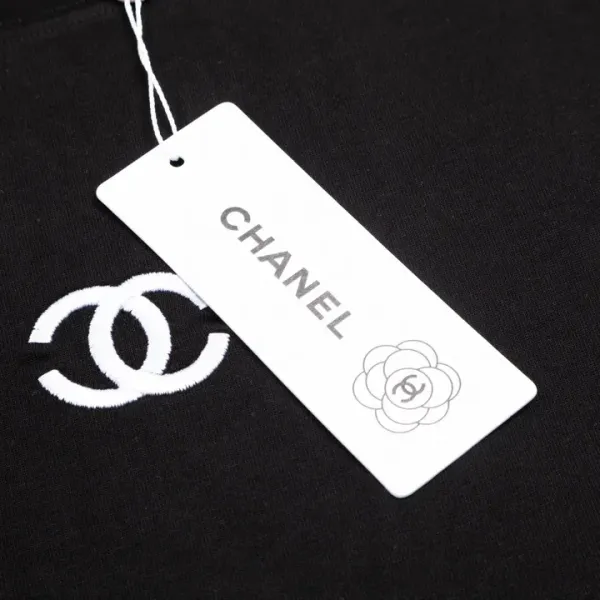 【2026】【CHANEL 公式旗艦店】シャネル Tシャツ ご好評に付き再入荷! 【2026】【CHANEL 公式旗艦店】シャネル Tシャツ ご好評に付き再入荷!