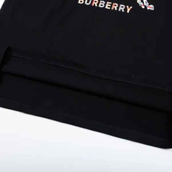 【2026】【BURBERRY 公式旗艦店】バーバリー Tシャツ ご好評に付き再入荷! 【2026】【BURBERRY 公式旗艦店】バーバリー Tシャツ ご好評に付き再入荷!