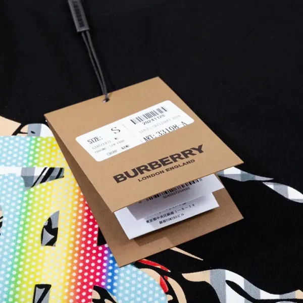 【2026】【BURBERRY 公式旗艦店】バーバリー Tシャツ ご好評に付き再入荷! 【2026】【BURBERRY 公式旗艦店】バーバリー Tシャツ ご好評に付き再入荷!