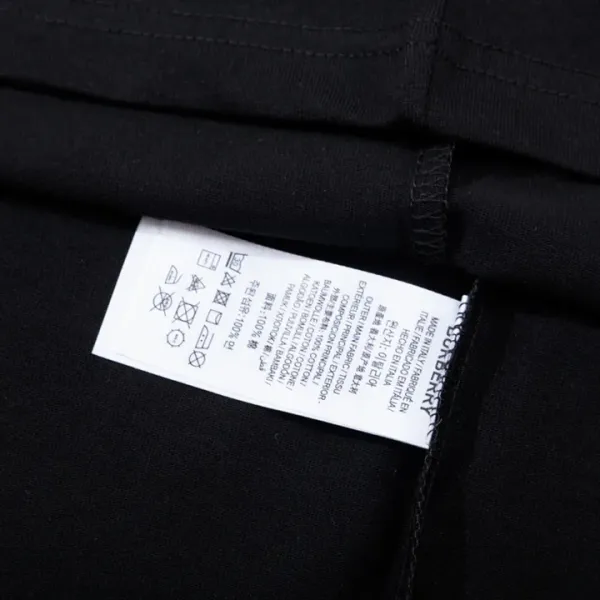 【2026】【BURBERRY 公式旗艦店】バーバリー Tシャツ ご好評に付き再入荷! 【2026】【BURBERRY 公式旗艦店】バーバリー Tシャツ ご好評に付き再入荷!