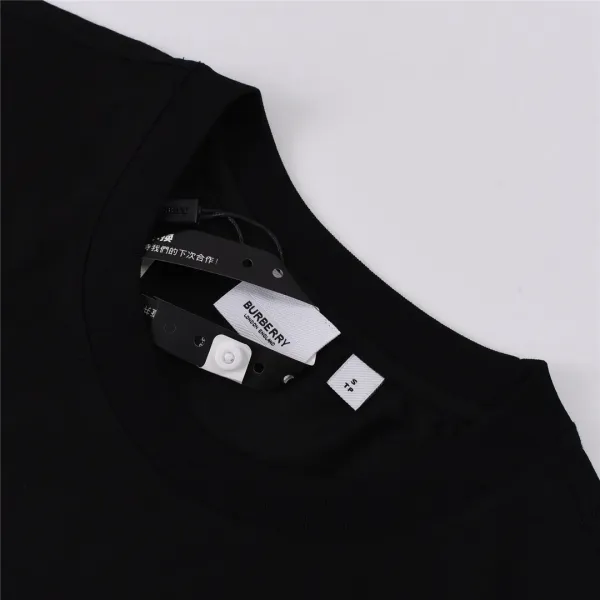 【2026】【BURBERRY 公式旗艦店】バーバリー Tシャツ ご好評に付き再入荷! 【2026】【BURBERRY 公式旗艦店】バーバリー Tシャツ ご好評に付き再入荷!