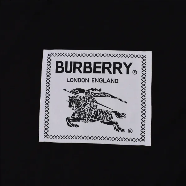 【2026】【BURBERRY 公式旗艦店】バーバリー Tシャツ ご好評に付き再入荷! 【2026】【BURBERRY 公式旗艦店】バーバリー Tシャツ ご好評に付き再入荷!
