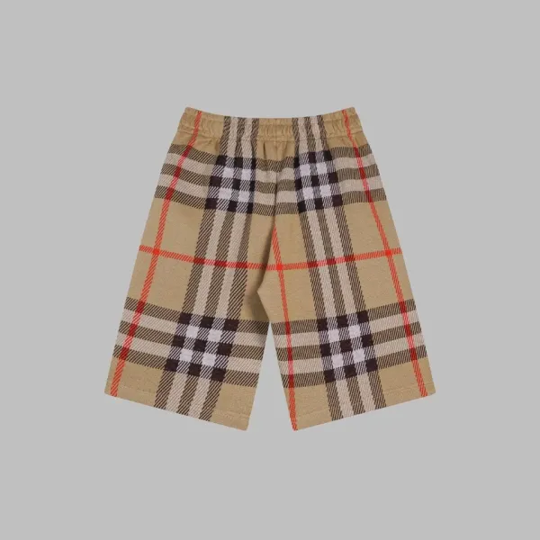 【2026】【BURBERRY 公式旗艦店】バーバリー ショートパンツ ご好評に付き再入荷! 【2026】【BURBERRY 公式旗艦店】バーバリー ショートパンツ ご好評に付き再入荷!