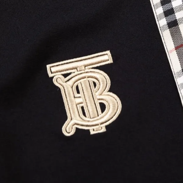 【2026】【BURBERRY 公式旗艦店】バーバリー ショートパンツ ご好評に付き再入荷! 【2026】【BURBERRY 公式旗艦店】バーバリー ショートパンツ ご好評に付き再入荷!