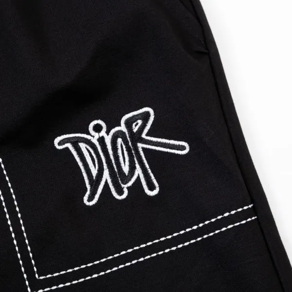 【2026】【DIOR  公式旗艦店】ディオール   ショートパンツ  ご好評に付き再入荷！