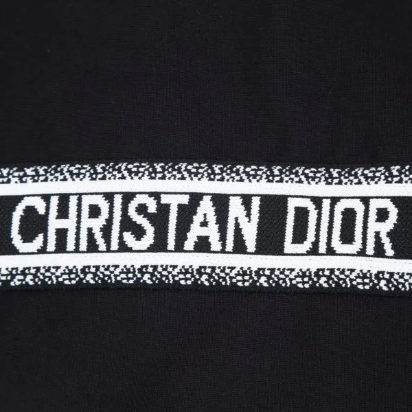 【2026】【DIOR  公式旗艦店】ディオール   ショートパンツ  ご好評に付き再入荷！
