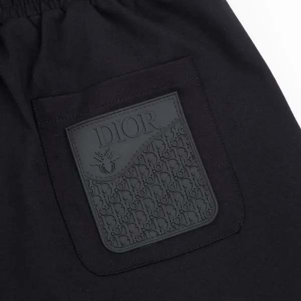 【2026】【DIOR  公式旗艦店】ディオール   ショートパンツ  ご好評に付き再入荷！