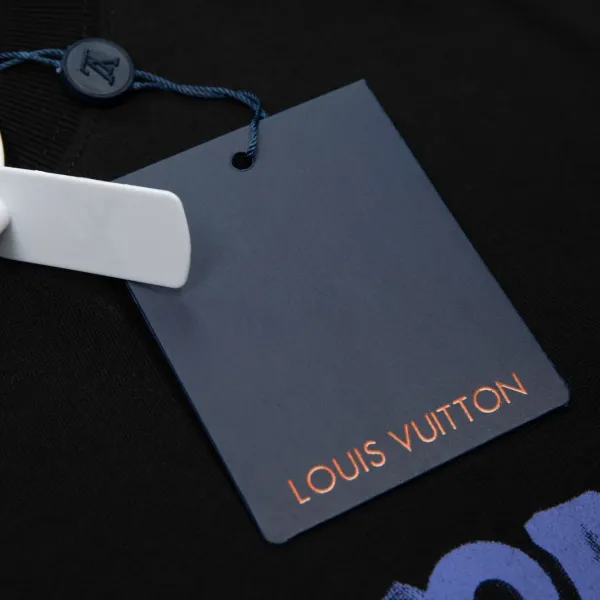 【2026】LV【LOUIS VUITTON 公式旗艦店】 ルイヴィトン Tシャツ ご好評に付き再入荷! 【2026】LV【LOUIS VUITTON 公式旗艦店】 ルイヴィトン Tシャツ ご好評に付き再入荷!