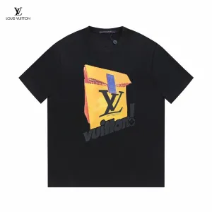 【2026】【LOUIS VUITTON 公式旗艦店】 ルイヴィトン Tシャツ ご好評に付き再入荷! 【2026】【LOUIS VUITTON 公式旗艦店】 ルイヴィトン Tシャツ ご好評に付き再入荷!