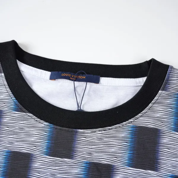 【2026】【LOUIS VUITTON 公式旗艦店】 ルイヴィトン  Tシャツ ご好評に付き再入荷！
