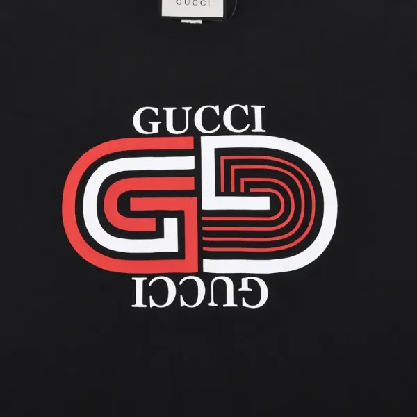 【2026】【GUCCI 公式旗艦店】グッチ  Tシャツ ご好評に付き再入荷！