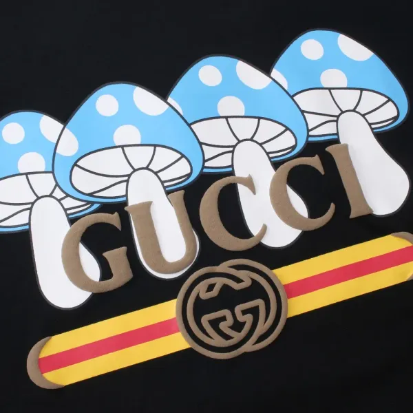 【2026】【GUCCI 公式旗艦店】グッチ  Tシャツ ご好評に付き再入荷！