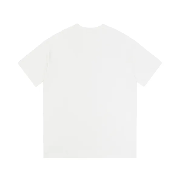 【2026】【FENDI公式旗艦店】フェンディ Tシャツ ご好評に付き再入荷! 【2026】【FENDI公式旗艦店】フェンディ Tシャツ ご好評に付き再入荷!
