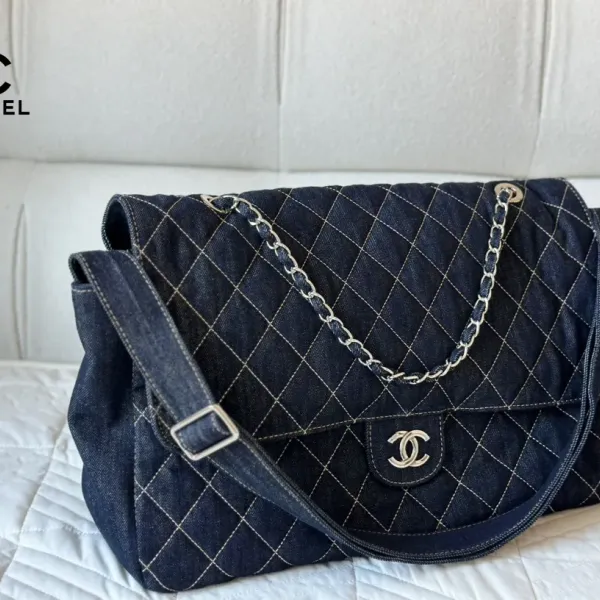 【2026】【CHANEL 公式旗艦店】シャネル ハンドバッグ 当日出荷 好評に付き再入荷!42*34CM 【2026】【CHANEL 公式旗艦店】シャネル ハンドバッグ 当日出荷 好評に付き再入荷!42*34CM