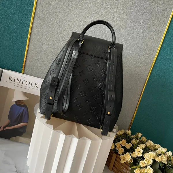 【2026】【LOUIS VUITTON 公式旗艦店】ルイヴィトン リュックサック当日出荷 好評に付き再入荷!29*38*20CM 【2026】【LOUIS VUITTON 公式旗艦店】ルイヴィトン リュックサック当日出荷 好評に付き再入荷!29*38*20CM
