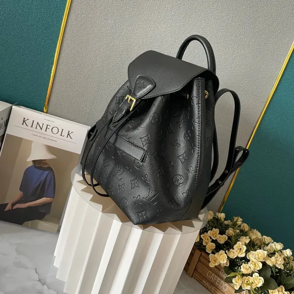 【2026】【LOUIS VUITTON 公式旗艦店】ルイヴィトン リュックサック当日出荷 好評に付き再入荷!29*38*20CM 【2026】【LOUIS VUITTON 公式旗艦店】ルイヴィトン リュックサック当日出荷 好評に付き再入荷!29*38*20CM