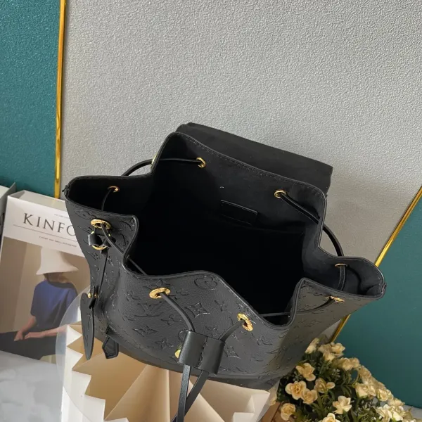 【2026】【LOUIS VUITTON 公式旗艦店】ルイヴィトン リュックサック当日出荷 好評に付き再入荷!29*38*20CM 【2026】【LOUIS VUITTON 公式旗艦店】ルイヴィトン リュックサック当日出荷 好評に付き再入荷!29*38*20CM